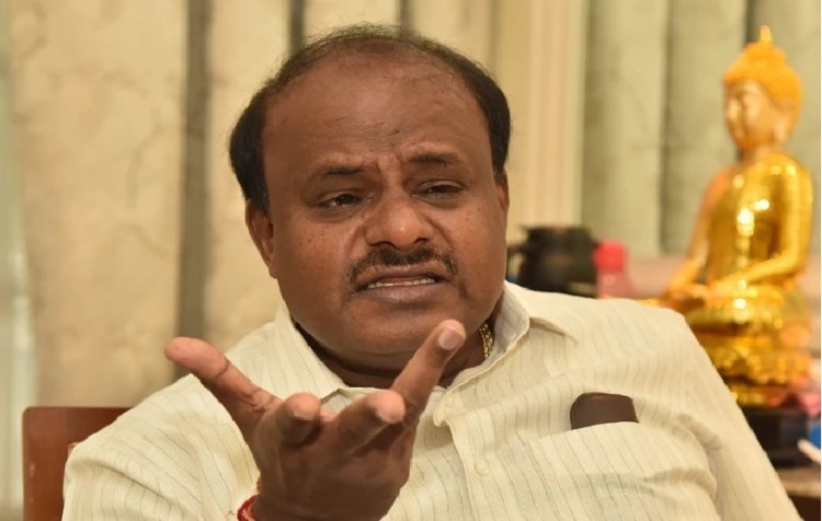 'ಪಂಚರತ್ನ'ಯಾತ್ರೆಯಲ್ಲಿ H.D ಕುಮಾರಸ್ವಾಮಿ ಜೊತೆ 'ರೌಡಿ ಶೀಟರ್' ಪ್ರತ್ಯಕ್ಷ