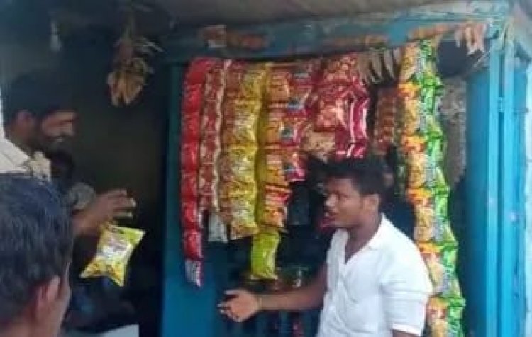 ಕುರ್ಕುರೆ ಪ್ಯಾಕೇಟ್ಗಳಲ್ಲಿ 500 ರೂ. ನೋಟುಗಳು ಪತ್ತೆ; ಖರೀದಿಗೆ ಮುಗಿಬಿದ್ದ ಮಂದಿ