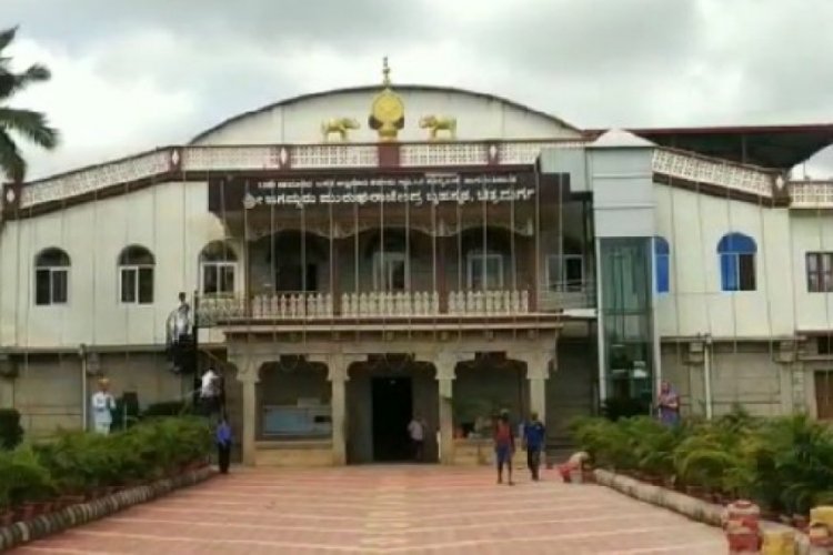 ಮಠಾಧೀಶರ ರಕ್ಷಣೆಗೆ ಕಾಯ್ದೆ ರೂಪಿಸುವಂತೆ ಮುರುಘಾ ಮಠದ ಬಸವಪ್ರಭು ಸ್ವಾಮೀಜಿ ಒತ್ತಾಯ