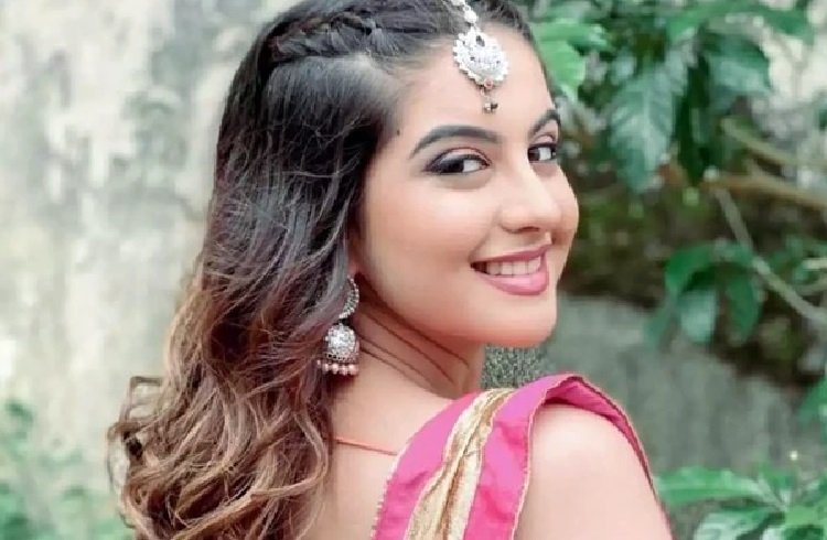 ಶೂಟಿಂಗ್ ಸೆಟ್ನಲ್ಲೇ ನೇಣು ಹಾಕಿಕೊಂಡು ಪ್ರಾಣ ಕಳ್ಕೊಂಡ ನಟಿ!