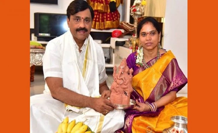 ಚುನಾವಣಾ ಅಖಾಡಕ್ಕಿಳಿಯಲು ರೆಡ್ಡಿ ಪತ್ನಿ ತಯಾರಿ.. ಈ ಕ್ಷೇತ್ರದ ಬಿಜೆಪಿ-'ಕೈ'ನಾಯಕರಿಗೆ ಶುರುವಾಗಿದೆ ಟೆನ್ಶನ್..!