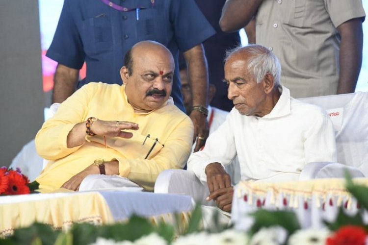 ಸಿದ್ದೇಶ್ವರ ಸ್ವಾಮೀಜಿ ಅಸ್ತಂಗತ: ಟ್ವೀಟ್ ಮೂಲಕ ಸಂತಾಪ ಸೂಚಿಸಿದ ಸಿಎಂ ಬೊಮ್ಮಾಯಿ