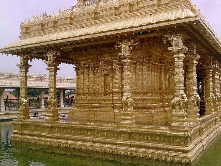 ಭಕ್ತರನ್ನು ಸೆಳೆಯುತ್ತೆ ವೆಲ್ಲೂರಿನ ʼಗೋಲ್ಡನ್ ಟೆಂಪಲ್ʼ