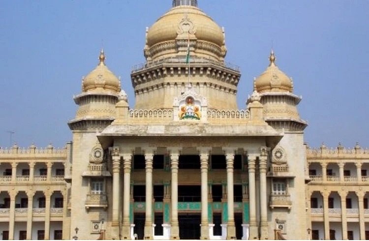 ಅಂಗನವಾಡಿ ಕಾರ್ಯಕರ್ತೆ, ಸಹಾಯಕಿಯರಿಗೆ ಗುಡ್ ನ್ಯೂಸ್ : `ಗ್ರಾಚ್ಯುಟಿ' ಘೋಷಣೆ ಮಾಡಿ ರಾಜ್ಯ ಸರ್ಕಾರ ಅಧಿಕೃತ ಆದೇಶ