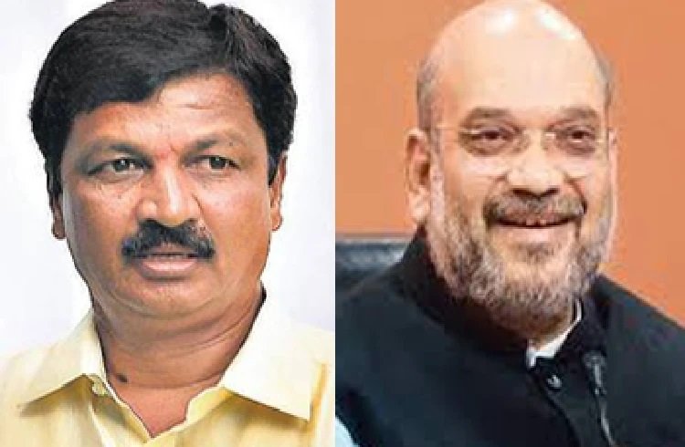 ಸಿಡಿ ಪ್ರಕರಣ: ಕೇಂದ್ರ ಗೃಹ ಸಚಿವ ಅಮಿತ್ ಶಾ ಭೇಟಿಯಾದ ರಮೇಶ್ ಜಾರಕಿಹೊಳಿ