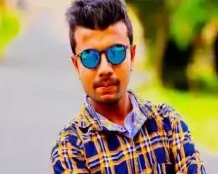 ಆಂಬ್ಯುಲೆನ್ಸ್‌-ಟ್ರ್ಯಾಕ್ಟರ್‌ ಮಧ್ಯೆ ಅಪಘಾತ; ಸ್ಟ್ರೆಚರ್‌ನಲ್ಲಿದ್ದ ಗಾಯಾಳು ಕೆಳಗೆ ಬಿದ್ದು ಮೃತ್ಯು