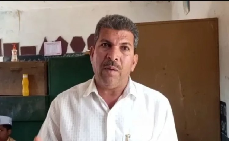 ದಾವಣಗೆರೆಯಲ್ಲಿ ಶಿಕ್ಷಕಿಯರ ಜತೆ ಅಸಭ್ಯ ವರ್ತಿಸುತ್ತಿದ್ದ ಶಿಕ್ಷಕ ಕ್ರಮ ಕೈಗೊಳ್ಳುವಂತೆ ಪ್ರತಿಭಟನೆ