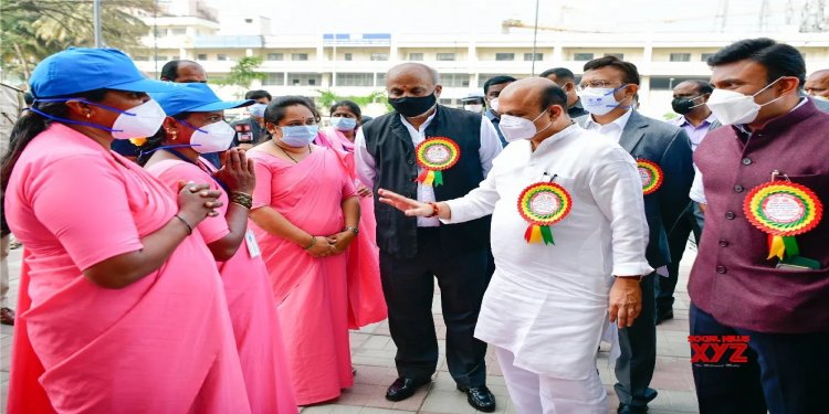 ಮಹಿಳಾ ಕಾರ್ಮಿಕರಿಗೆ ಭರ್ಜರಿ ಗುಡ್ ನ್ಯೂಸ್ 500 ರೂ.ಸಹಾಯಧನ ಘೋಷಣೆ