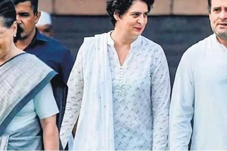 ಗಾಂಧಿ ಕುಟುಂಬಕ್ಕೆ ಕಾಂಗ್ರೆಸ್ ಕಾರ್ಯಕಾರಿ ಸಮಿತಿಯಲ್ಲಿ ಶಾಶ್ವತ ಸ್ಥಾನ? ಪಕ್ಷದ ಸಂವಿಧಾನ ತಿದ್ದುಪಡಿ ಸಮಿತಿಯಲ್ಲಿ ಚರ್ಚೆ