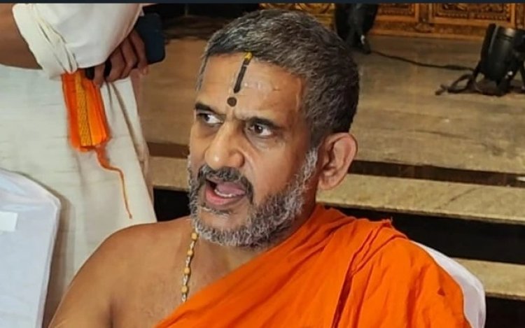 ಹಿಂದುಗಳಿಗೆ ದೇಗುಲಗಳ ನಿರ್ವಹಣೆ ಅಧಿಕಾರ: ಪೇಜಾವರ ಶ್ರೀ ವಿಶ್ವಪ್ರಸನ್ನತೀರ್ಥ ಒತ್ತಾಯ