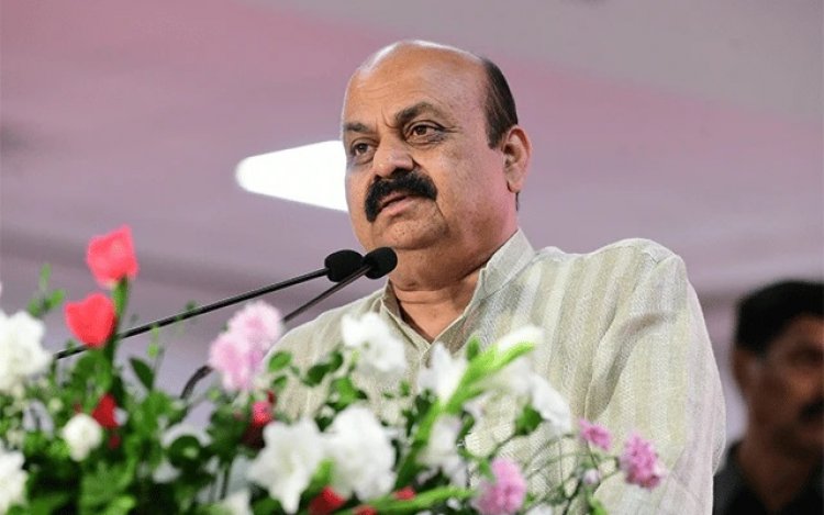 ಬೆಂಗಳೂರು: ಬಜೆಟ್ ಮಂಡನೆಗೂ ಮುನ್ನ ಸಿಎಂ ದೇವಳ ಭೇಟಿ