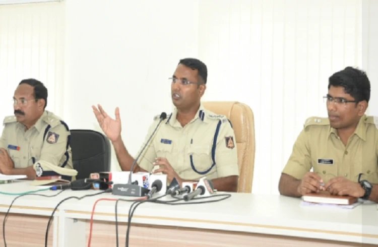 ಕಲ್ಯಾಣ ಕರ್ನಾಟಕ' ಉತ್ಸವಕ್ಕೆ ತೆರಳುವ ವಾಹನಗಳಿಗೆ ಮಾರ್ಗ ನಿಗದಿ : ಬಿಗಿ ಪೊಲೀಸ್ ಬಂದೋಬಸ್ತ್