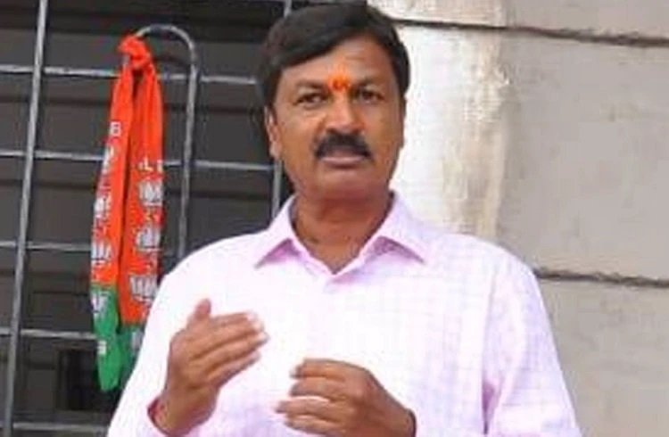 ಕನಕಪುರದಲ್ಲಿ ತಯಾರಾದ ಕುಕ್ಕರ್ ಗಳು ಡುಪ್ಲಿಕೇಟ್ , ಅವು ಬ್ಲಾಸ್ಟ್ ಆಗುತ್ತೆ' : ರಮೇಶ್ ಜಾರಕಿಹೊಳಿ