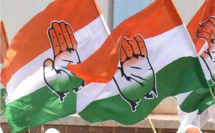ಕಾಂಗ್ರೆಸ್ ನಾಯಕರಿಂದ ಸಿಎಂ ನಿವಾಸಕ್ಕೆ ಮುತ್ತಿಗೆ ಯತ್ನ; ಸಿದ್ದರಾಮಯ್ಯ ಸೇರಿದಂತೆ ಹಲವರು ಪೊಲೀಸ್ ವಶಕ್ಕೆ