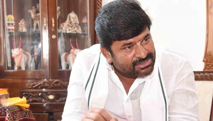 ಸಿಎಂ ಬೊಮ್ಮಾಯಿ ವಿರುದ್ಧ ಸ್ಪರ್ಧೆಗೆ ವಿನಯ್ ಕುಲಕರ್ಣಿಗೆ ಗ್ರೀನ್ ಸಿಗ್ನಲ್