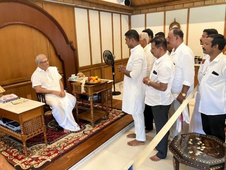 ಉಜಿರೆ: ಹೆಗ್ಗಡೆ ಆಶೀರ್ವಾದ ಪಡೆದ ರಕ್ಷಿತ್