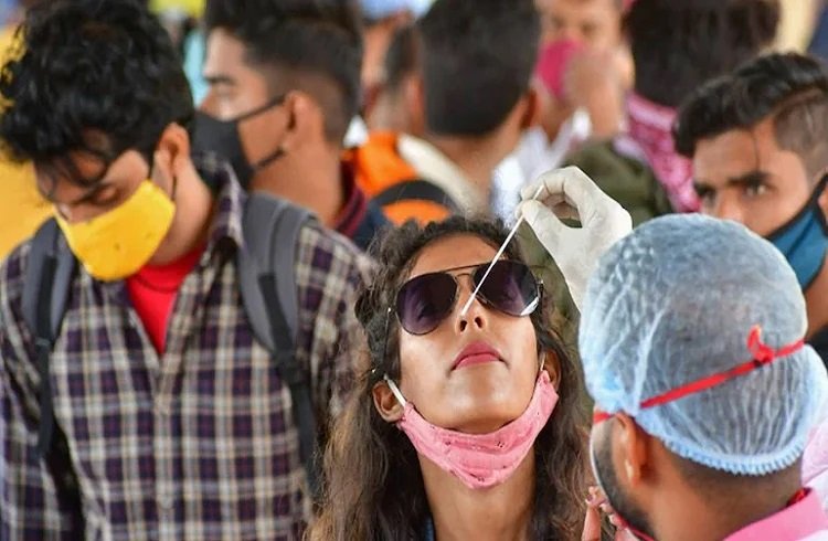 ದೇಶದಲ್ಲಿ ಏರುತ್ತಲೇ ಇದೆ ಕೋವಿಡ್ ಪ್ರಕರಣ; ಒಂದೇ ದಿನ 3,000 ಕ್ಕೂ ಹೆಚ್ಚು ಕೇಸ್ ಪತ್ತೆ