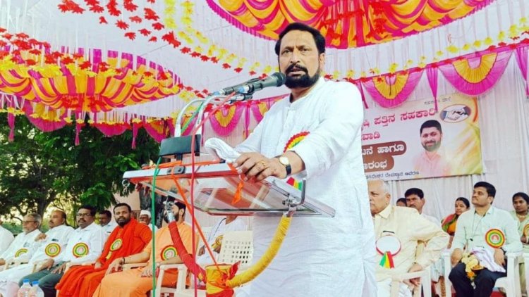 ಮುಖ್ಯಮಂತ್ರಿ ಬಸವರಾಜ ಬೊಮ್ಮಾಯಿಗೂ ಟಿಕೆಟ್ ಖಚಿತವಾಗಿಲ್ಲ- ಲಕ್ಷ್ಮಣ್ ಸವದಿ